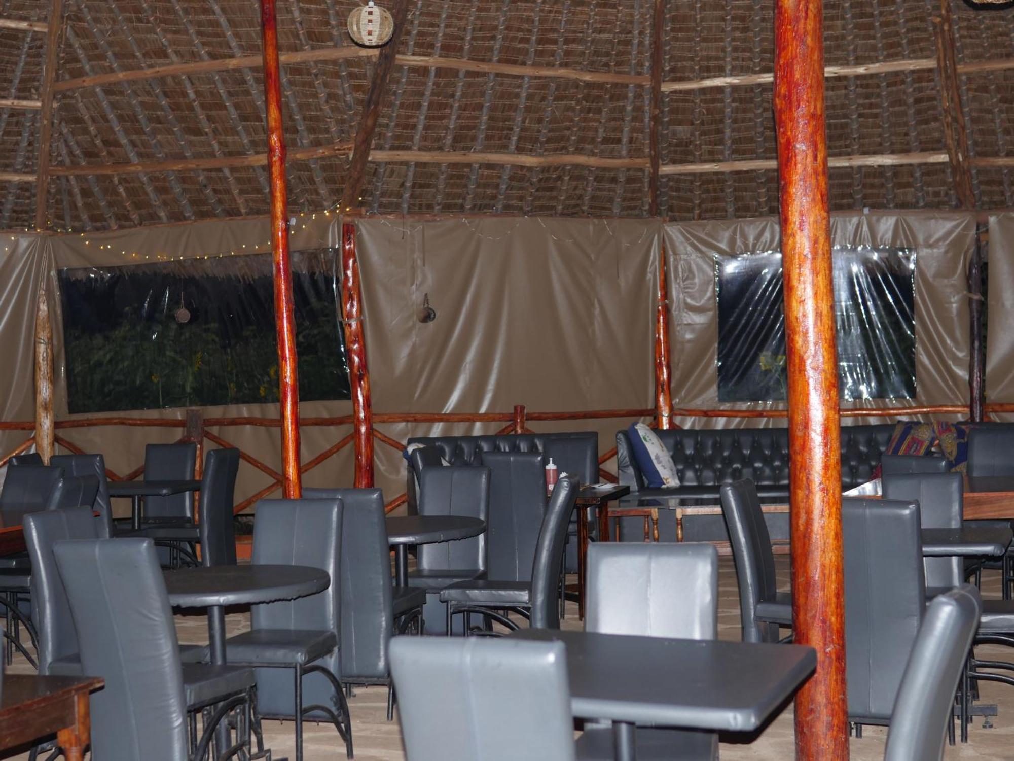 Tausa Tsavo Eco Lodge Voi Exteriér fotografie
