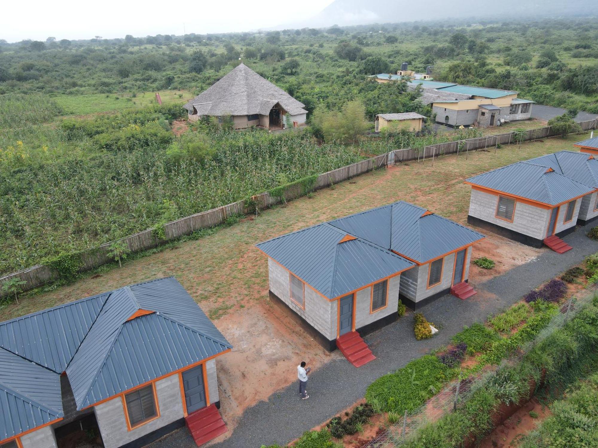 Tausa Tsavo Eco Lodge Voi Exteriér fotografie